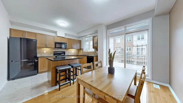 Additional image 14 of 73 Stagecoach Circ