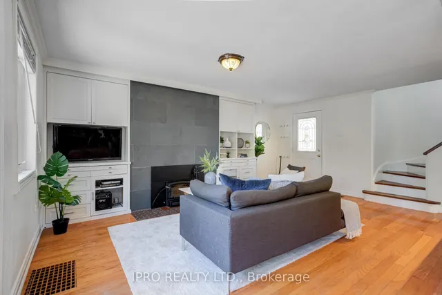 Additional image 7 of 239 Bicknell Ave