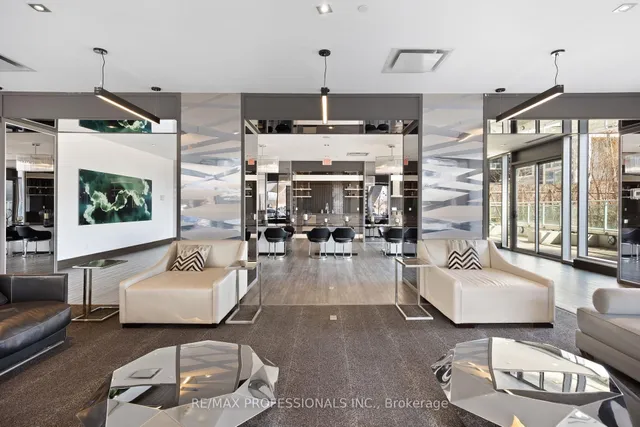 Additional image 28 of 33 Shore Breeze Dr Unit LPH3501