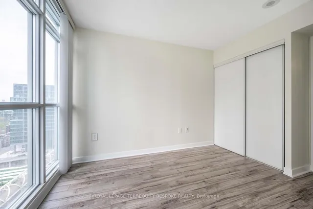 Additional image 21 of 15 Iceboat Terr Unit 2109