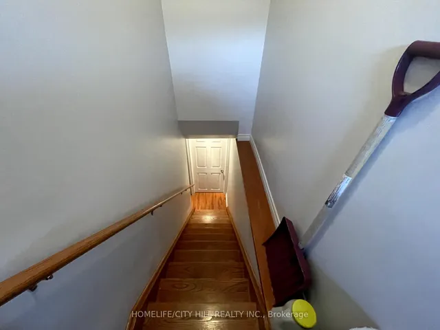 Additional image 18 of 71 Russett Ave