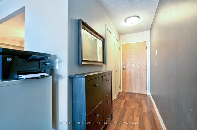 Additional image 4 of 38 Joe Shuster Way Unit 421