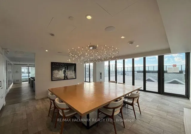 Additional image 28 of 8 Hillsdale Ave Unit 1221