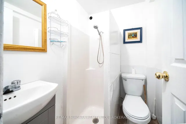 Additional image 29 of 225 West 2nd St