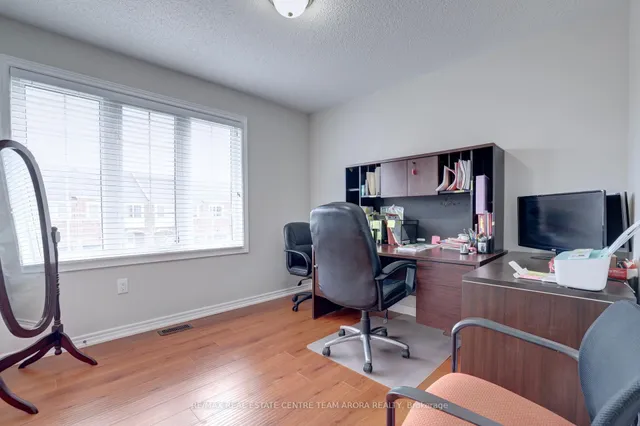 Additional image 30 of 61 Sky Harbour Dr