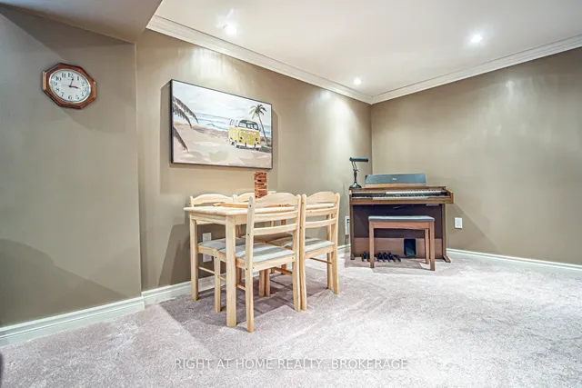 Additional image 14 of 2156 Country Club Dr