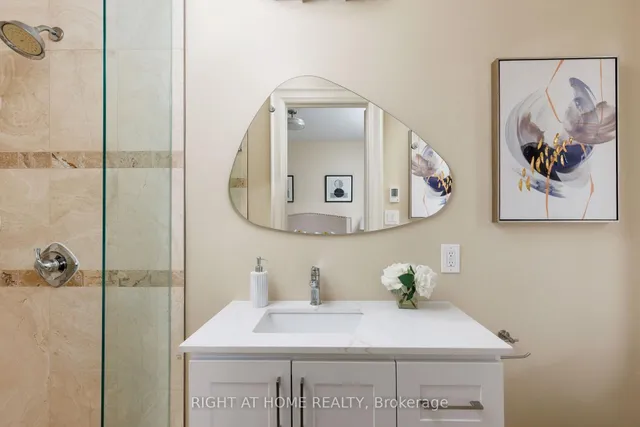 Additional image 35 of 8 Rutherglen Rd