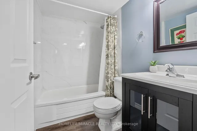 Additional image 18 of 350 Alton Towers Circ Unit 1106