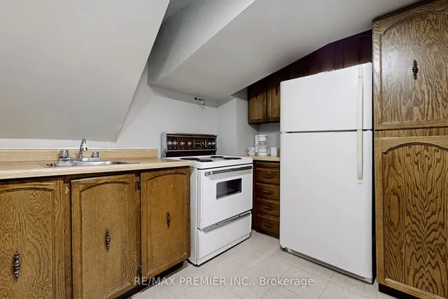 Additional image 33 of 191 Invergordon Ave