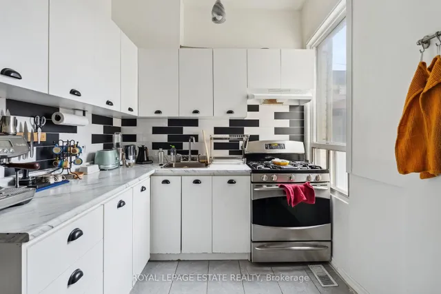 Additional image 13 of 50 Grove Ave