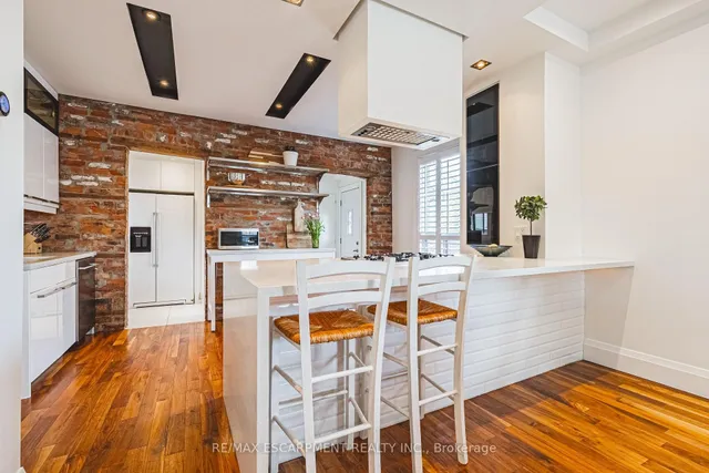 Additional image 12 of 78 Colbourne St