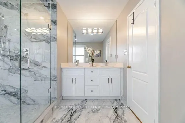 Additional image 22 of 643 Hamilton Cres