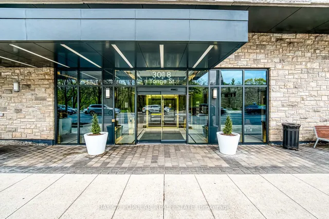Additional image 2 of 3018 Yonge St Unit 803