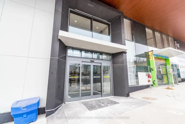 Additional image 2 of 2020 Bathurst St Unit 718