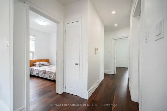 Additional image 19 of 52 Slan Ave