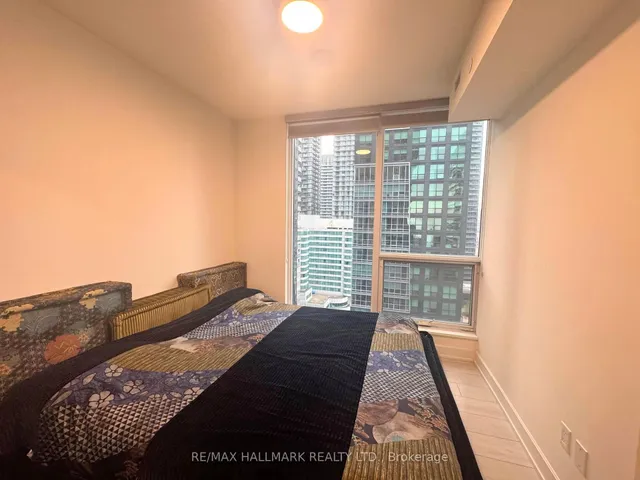 Additional image 22 of 35 Mercer St Unit 2014