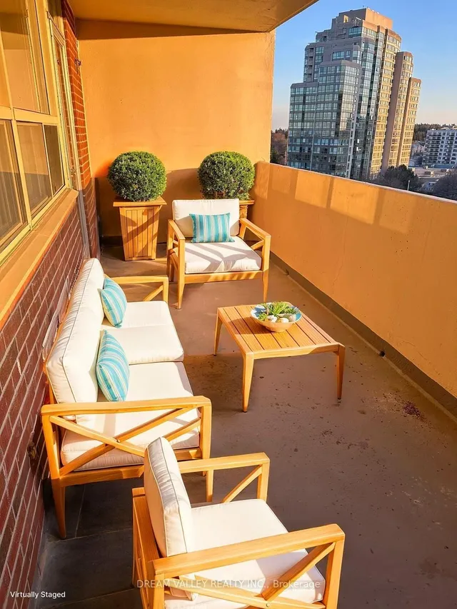 Additional image 8 of 3420 EGLINTON Ave Unit 505