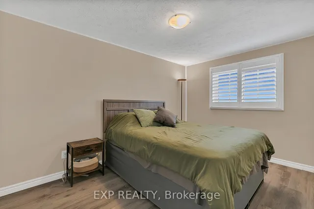 Additional image 18 of 102 Connelly Dr