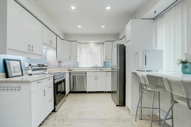 Additional image 17 of 86 Placentia Blvd