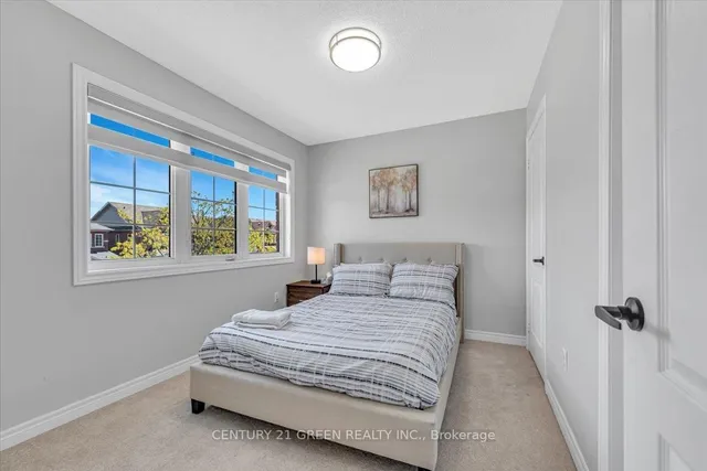 Additional image 22 of 7 Accent Circ