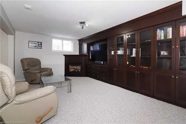 Additional image 34 of 211 Misty Crt