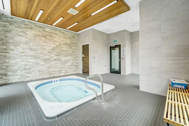 Additional image 13 of 2750 King St Unit 505