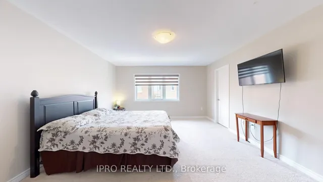 Additional image 23 of 28 Troyer St