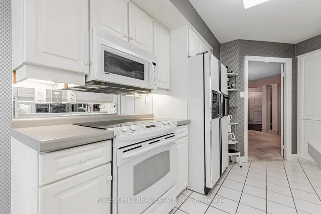 Additional image 9 of 3800 Yonge St Unit 717