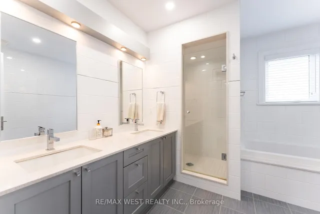 Additional image 21 of 1152 Glengrove Ave