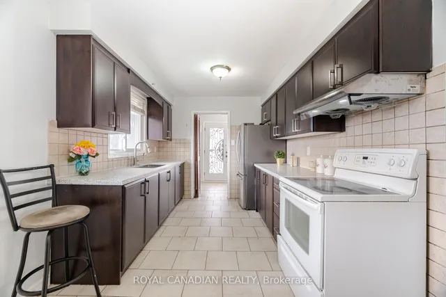 Additional image 14 of 3087 Redbank Cres