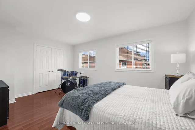 Additional image 20 of 51 Rain Lily Lane