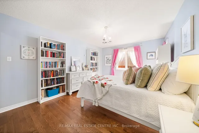 Additional image 42 of 5449 Valleyhigh Dr