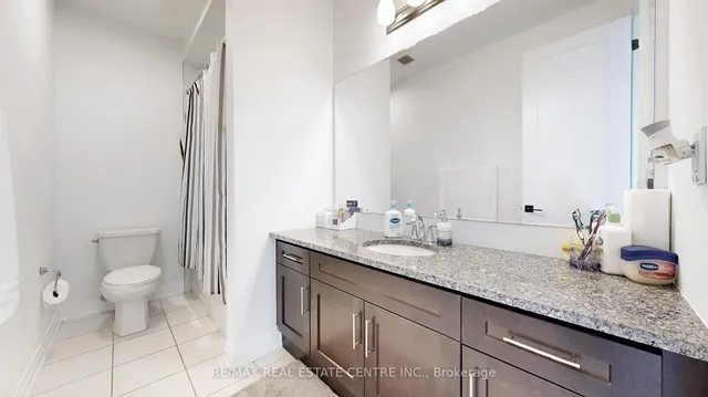 Additional image 38 of 1473 Varelas Passage