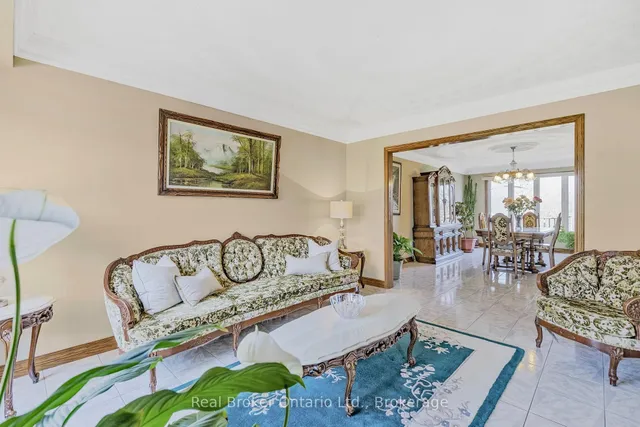 Additional image 10 of 266 Sumach Dr