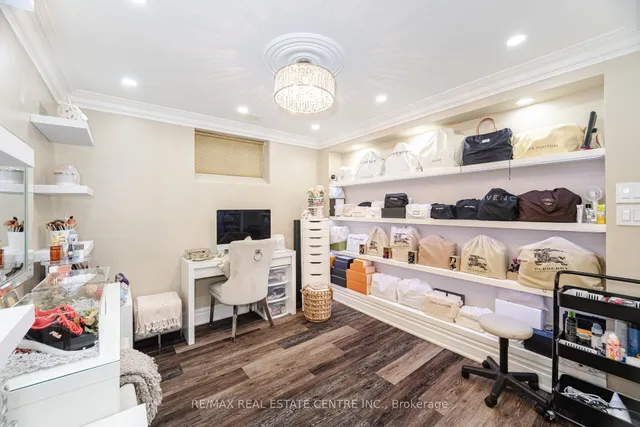 Additional image 45 of 21 FALSTAFF Rd