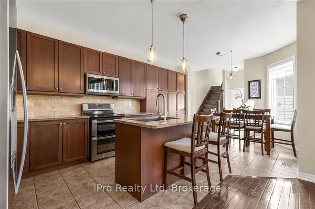 Additional image 11 of 884 Bessy Tr