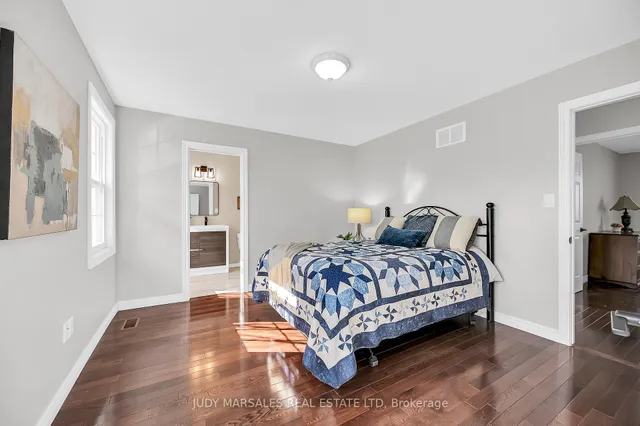 Additional image 20 of 6 Tinder Lane