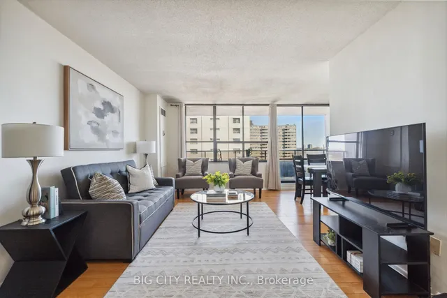 Additional image 2 of 2721 Victoria Park Ave Unit 901