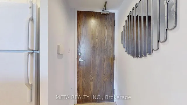 Additional image 18 of 1765 Queen St Unit 306