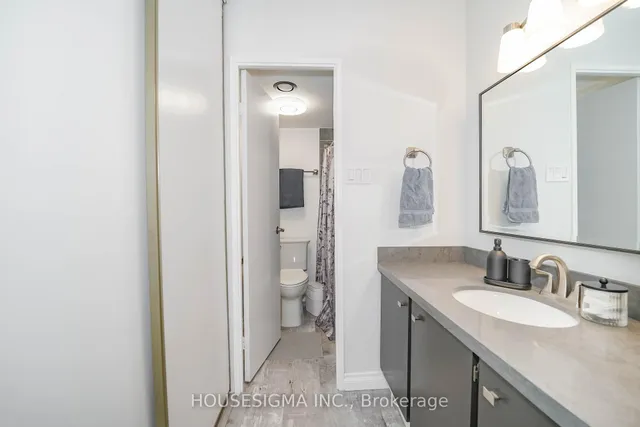 Additional image 26 of 121 Ling Rd Unit 904