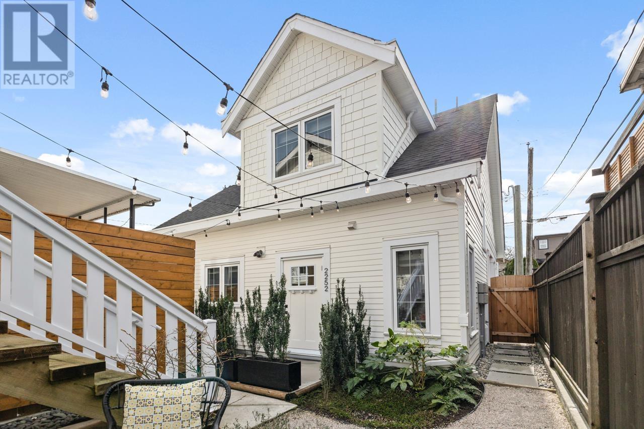 2252 GRANT STREET|Vancouver, British Columbia V5L2Z7