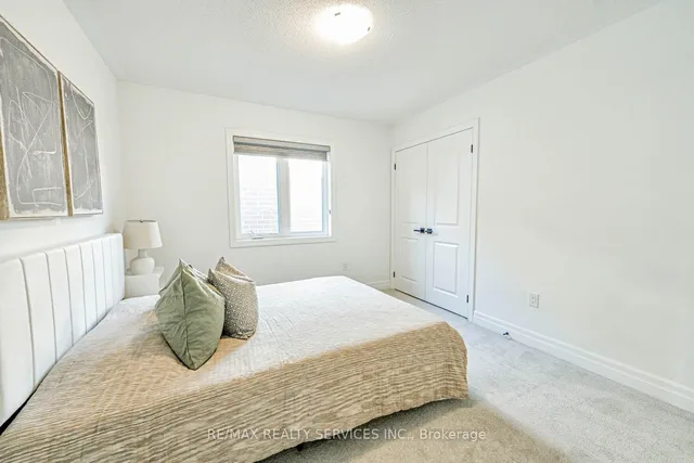 Additional image 31 of 462 Violet Gate