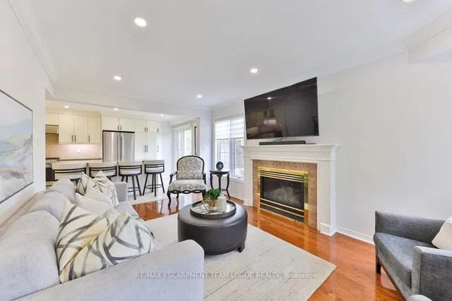 Additional image 22 of 2145 Country Club Dr Unit 13