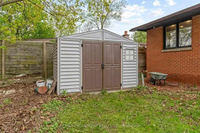 Additional image 45 of 8 Northcliffe Ave