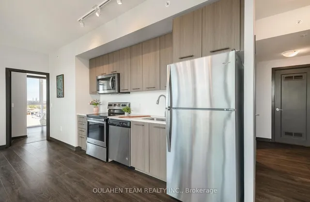 Additional image 15 of 3237 Bayview Ave Unit 702