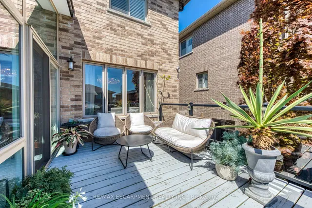 Additional image 45 of 12 Riva Crt