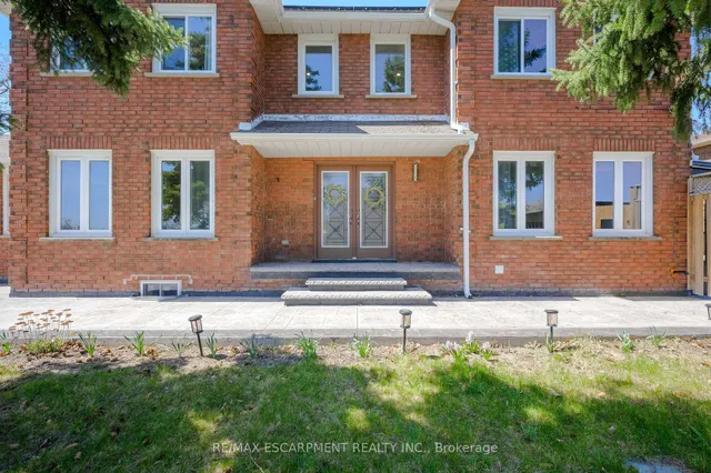 Additional image 3 of 2728 Guilford Cres