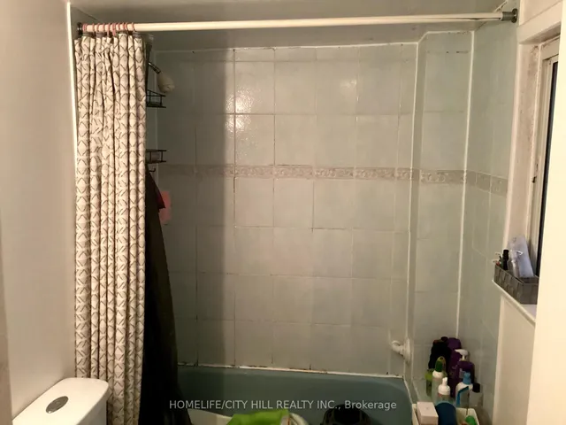 Additional image 15 of 71 Russett Ave