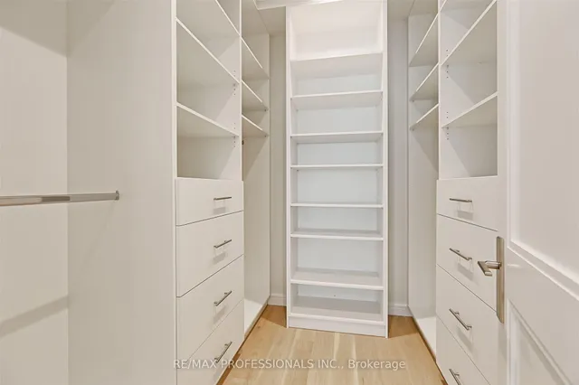 Additional image 37 of 466 Prince Edward Dr