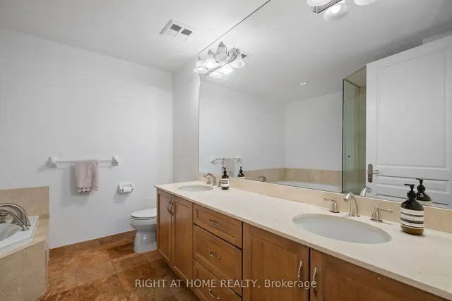 Additional image 15 of 10 Bellair St Unit 1104